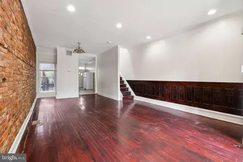 Living - 324 E 28th St, Baltimore, MD 21218 photo 2 of 3