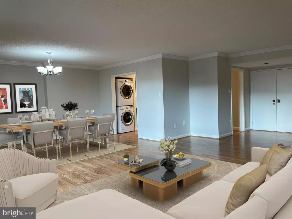Living - 4100 N Charles St #511, Baltimore, MD 21218 photo 4 of 4