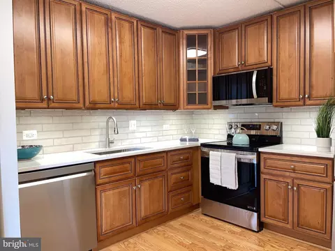 4100 N Charles St #511, Baltimore, MD 21218 photo 11