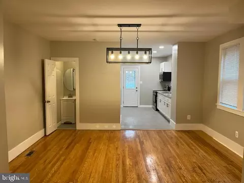 Entry Way - 3803 Parkside Dr, Baltimore, MD 21206 photo 2 of 5