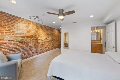 Bedroom - 3224 Odonnell St, Baltimore, MD 21224 photo 5 of 8
