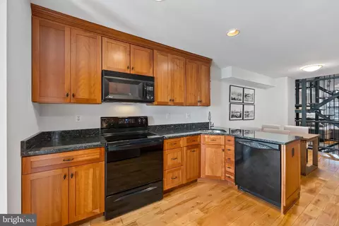 Kitchen - 3224 Odonnell St, Baltimore, MD 21224 photo 2 of 3