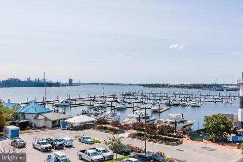 View/Area - 2772 Lighthouse Pt E #408, Baltimore, MD 21224 photo 3 of 5