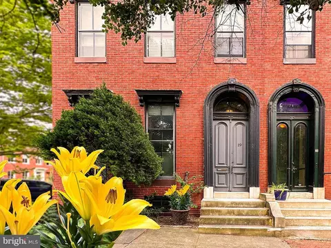 19 S Stricker St, Baltimore, MD 21223