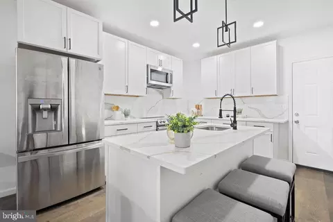 Kitchen - 165 N Monastery Ave, Baltimore, MD 21229 photo 2 of 3
