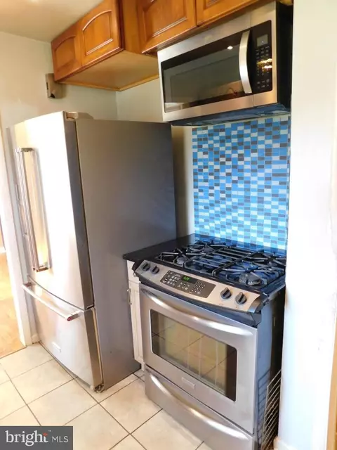 6409 Fernbank Ave, Baltimore, MD 21214
