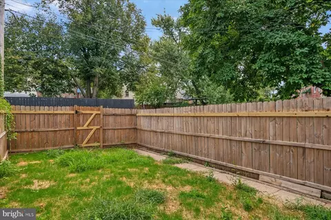 Exterior - 3845 Brooklyn Ave, Baltimore Highlands, MD 21225 photo 7 of 7