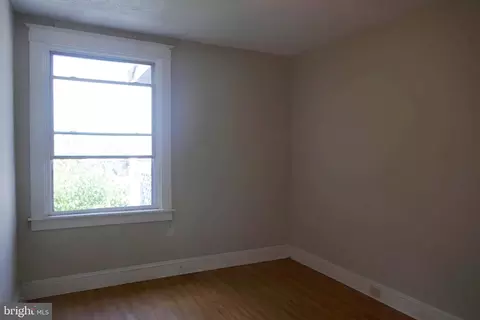 Bedroom - 3102 Lawnview Ave, Baltimore, MD 21213 photo 1 of 4