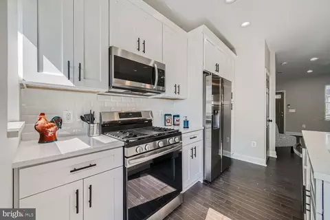 Kitchen - 767 Linnard St, Baltimore, MD 21229 photo 1 of 5