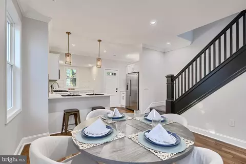 Dining - 5524 Sefton Ave, Baltimore, MD 21214 photo 3 of 4