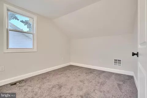Bedroom - 5524 Sefton Ave, Baltimore, MD 21214 photo 5 of 8