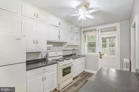 306 Martingale Ave, Baltimore, MD 21229 photo 10