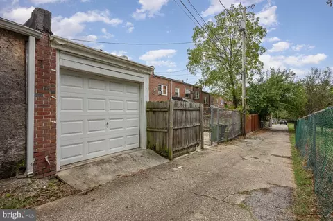 306 Martingale Ave, Baltimore, MD 21229 photo 27