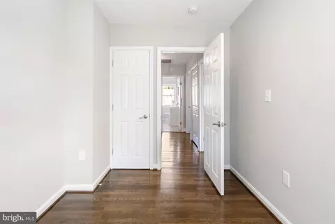 Entry Way - 1247 E Belvedere Ave, Baltimore, MD 21239 photo 4 of 4