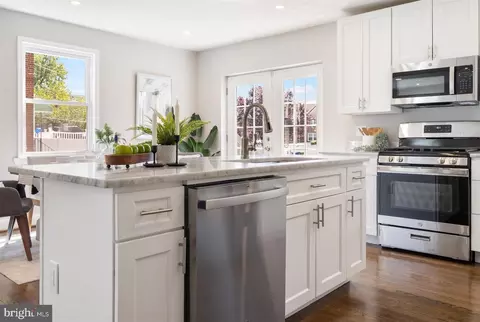Kitchen - 1247 E Belvedere Ave, Baltimore, MD 21239 photo 3 of 4