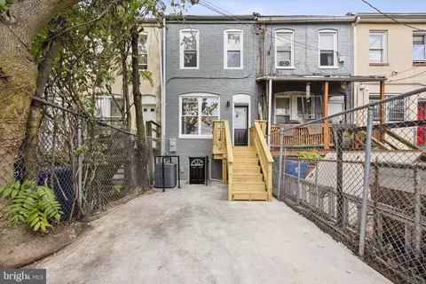 Exterior - 2227 E Preston St, Baltimore, MD 21213 photo 3 of 3