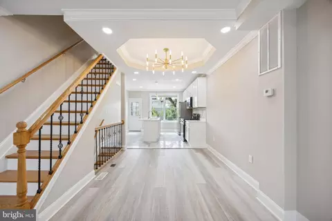 Entry Way - 2227 E Preston St, Baltimore, MD 21213 photo 2 of 3