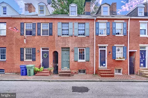 39 E Hamburg St E, Baltimore, MD 21230