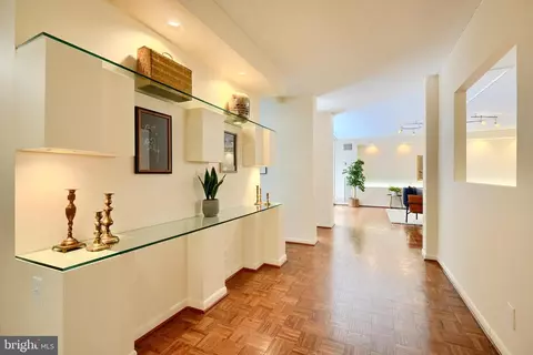 Entry Way - 111 Hamlet Hill Rd #306, Baltimore, MD 21210 photo 1 of 3