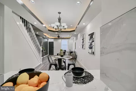 Entry Way - 1910 E 28th St, Baltimore, MD 21218 photo 6 of 7