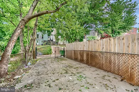 Exterior - 1910 E 28th St, Baltimore, MD 21218 photo 3 of 5