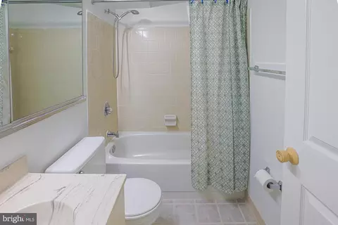 1803 E Fairmount Ave, Baltimore, MD 21231 photo 17