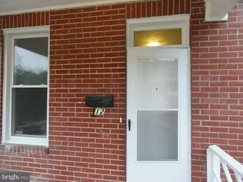 Exterior - 12 S Tremont Rd, Baltimore, MD 21229 photo 4 of 5