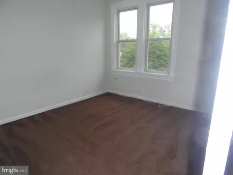 Bedroom - 12 S Tremont Rd, Baltimore, MD 21229 photo 1 of 3