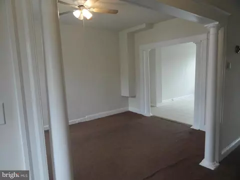 Living - 12 S Tremont Rd, Baltimore, MD 21229 photo 1 of 5