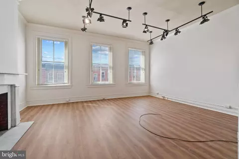 Living - 923 N Calvert St, Baltimore, MD 21202 photo 4 of 5
