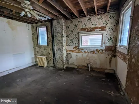 3323 Shannon Dr, Baltimore, MD 21213 photo 10
