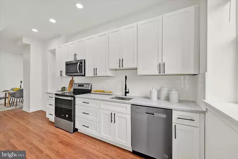 324 E 23rd St, Baltimore, MD 21218 photo 8