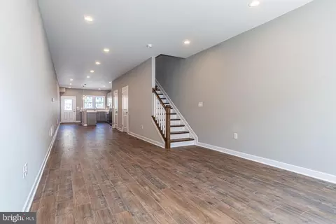 839 Harlem Ave, Baltimore, MD 21201 photo 2