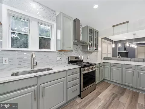 4403 Rokeby Rd, Baltimore, MD 21229 photo 14