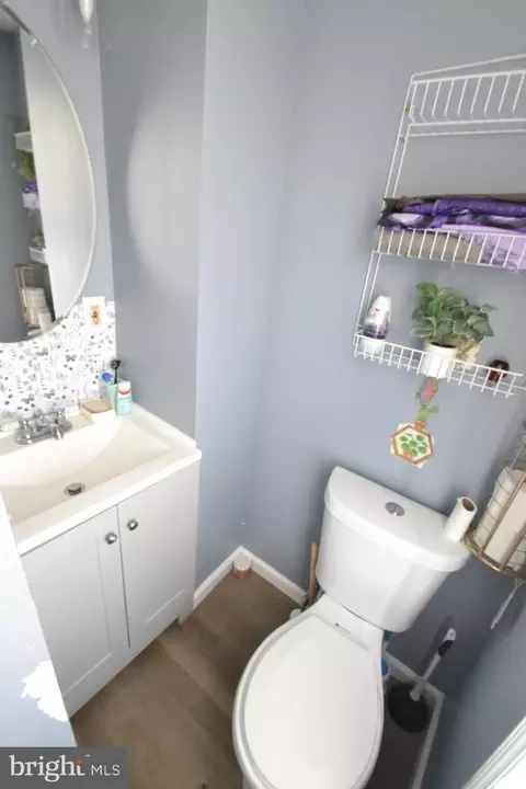 Bath - 3612 Mount Pleasant Ave, Baltimore, MD 21224 photo 2 of 2