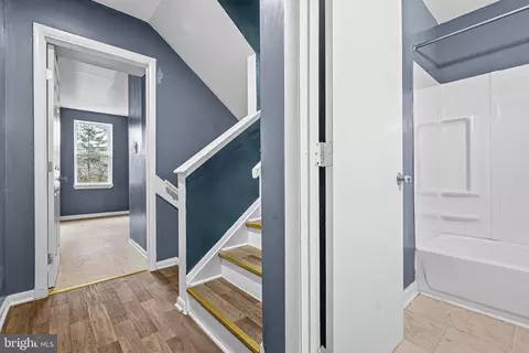523 Bloom St, Baltimore, MD 21217 photo 10