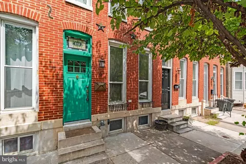 Exterior - 6 W Clement St, Baltimore, MD 21230 photo 2 of 6