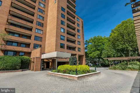 111 Hamlet Hill Rd #1104, Baltimore, MD 21210
