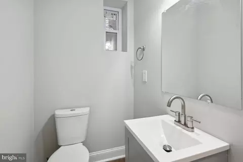 Bath - 1808 N Payson St, Baltimore, MD 21217 photo 1 of 3