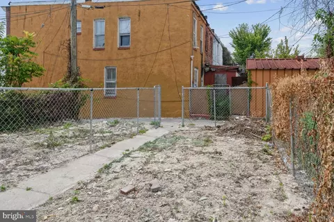 Exterior - 1808 N Payson St, Baltimore, MD 21217 photo 1 of 1