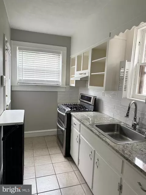 Kitchen - 3401 Shannon Dr, Baltimore, MD 21213 photo 1 of 2