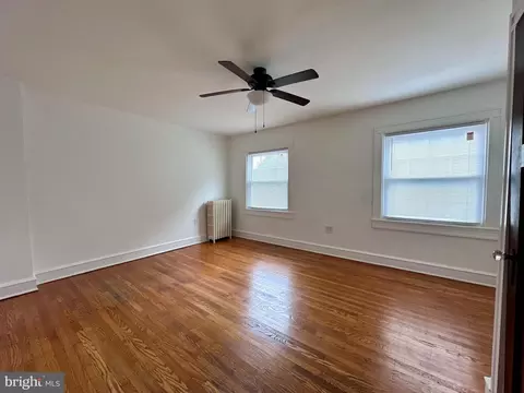 Bedroom - 3401 Shannon Dr, Baltimore, MD 21213 photo 1 of 5