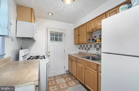 3026 Mayfield Ave, Baltimore, MD 21213 photo 9