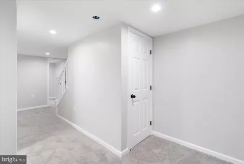 Entry Way - 333 E 21st St, Baltimore, MD 21218 photo 9 of 9
