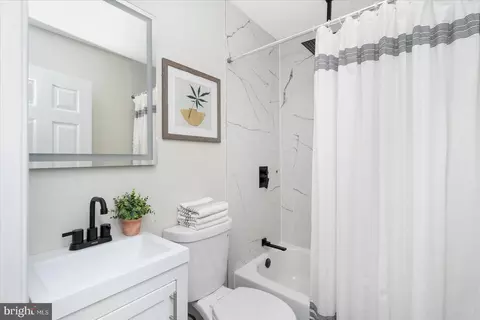 Bath - 333 E 21st St, Baltimore, MD 21218 photo 1 of 6