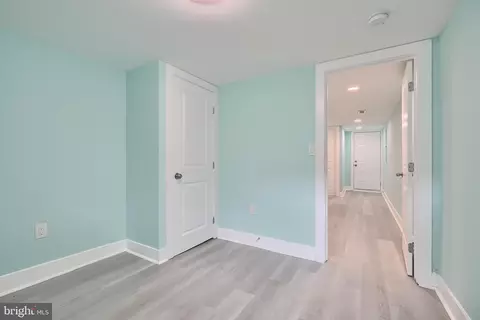 Entry Way - 417 Mount Holly St, Baltimore, MD 21229 photo 7 of 7