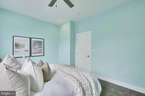 Bedroom - 417 Mount Holly St, Baltimore, MD 21229 photo 4 of 6