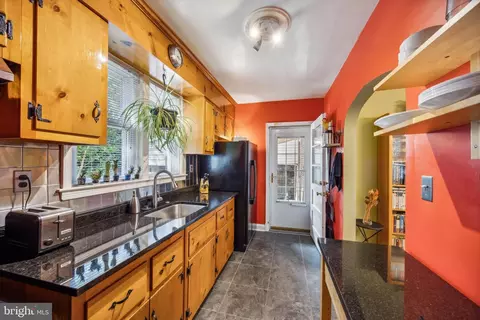 6018 Eastern Pkwy, Baltimore, MD 21206 photo 8