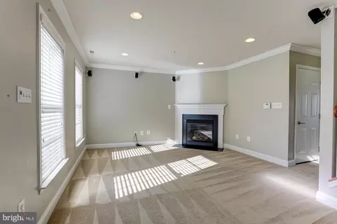Living - 808 Ryan St, Baltimore, MD 21230 photo 1 of 8