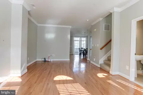 Living - 808 Ryan St, Baltimore, MD 21230 photo 5 of 8